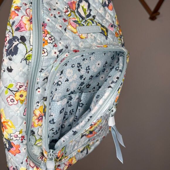 NWOT Vera Bradley Cotton Sling Backpack, Retired Floating Garden Floral Preppy - Picture 6 of 8